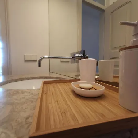 Apartment Lisbon Apartment Near Rato Square Lisbon